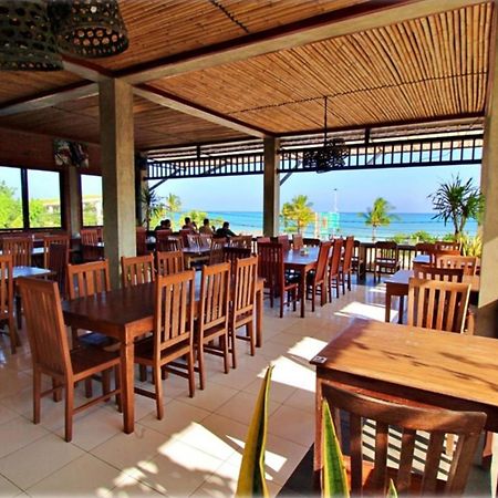 Oyo1096安达小屋和餐厅 Kuta  外观 照片